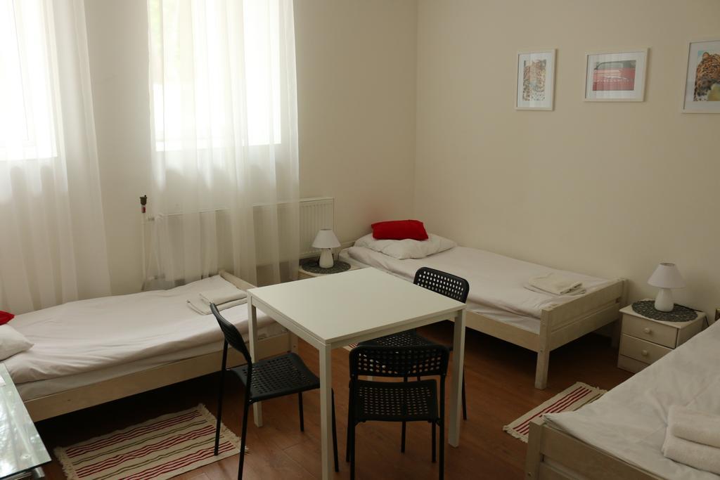 Hotel Lachowka Krepiec Екстериор снимка