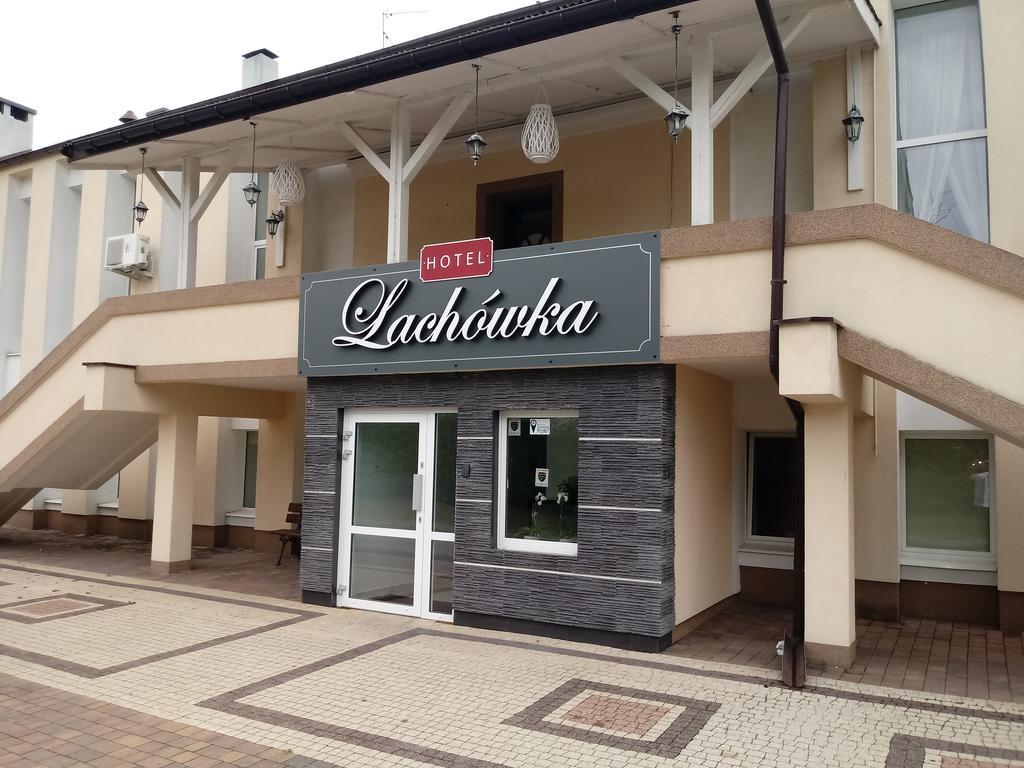 Hotel Lachowka Krepiec Екстериор снимка